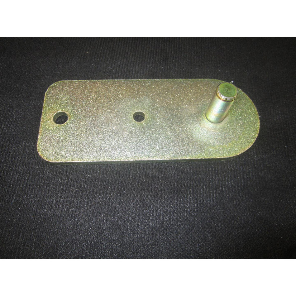 JLG Part # 1001096983 - BRACKET. ROLLER MOUNTING WELD