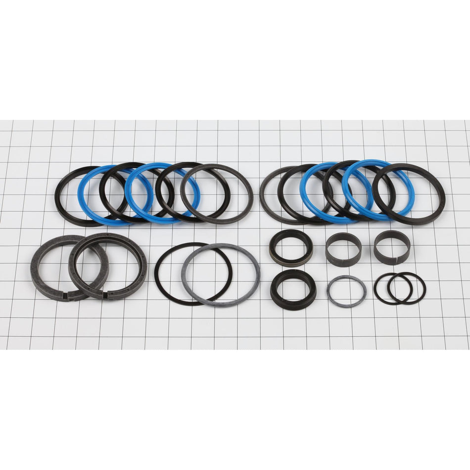JLG Part # 1001138796 - KIT (SERVICE). SEAL