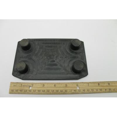 Genie Part # 112099. 112099GT - WEAR PAD.SLIDER FOOT.LOWER