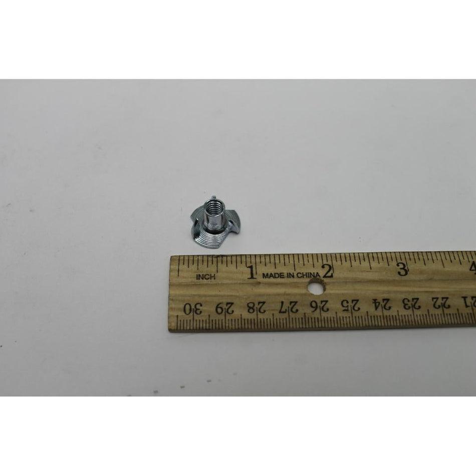 Genie Part # 11652. 11652GT - NUT.WOOD.1/4-20
