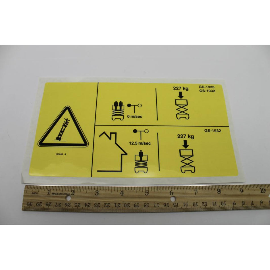 Genie Part # 133240. 133240GT - LABEL. MAXCAP. 227KG. GS1930