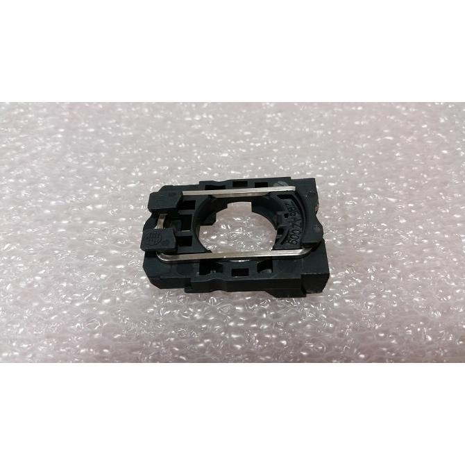 Skyjack Part # 147056 - Latch For Switch