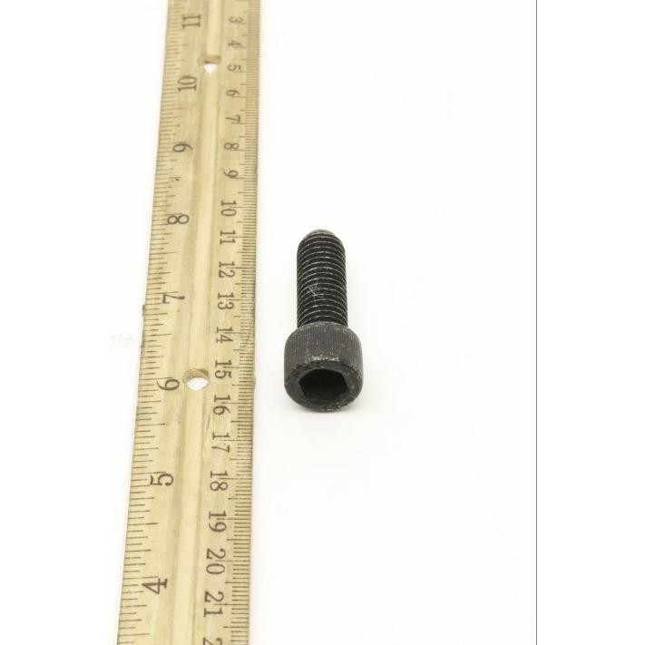 Genie Part # 160732. 160732GT - SCREW. SHCS M12-1.75X35
