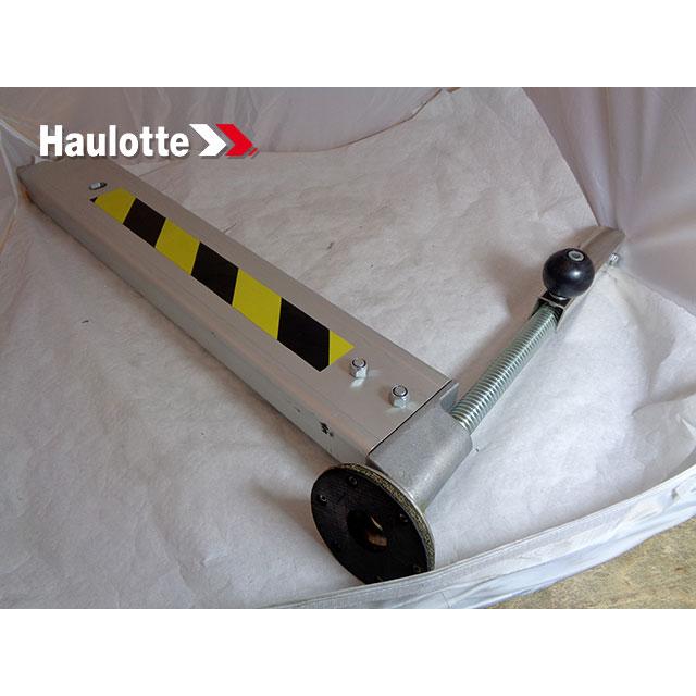 Haulotte Part # 4000244500 - OUTRIGGER ASSEMBLY QU 12