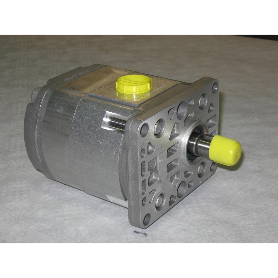 Haulotte Part # 4000467040 - GEAR HYDRAULIC MOTOR-MOTOR RAD