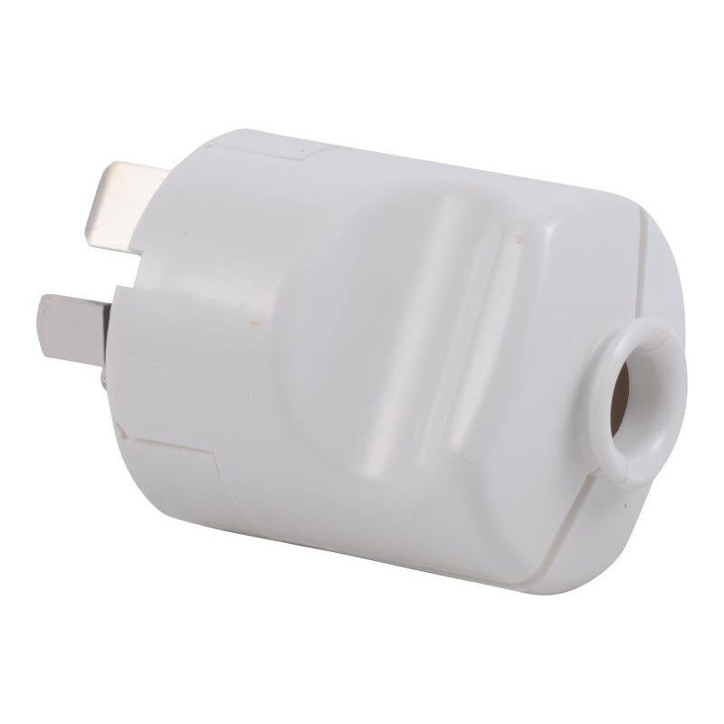 JLG Part # 4460805 - PLUG. AUSTRALIAN 15A/250V