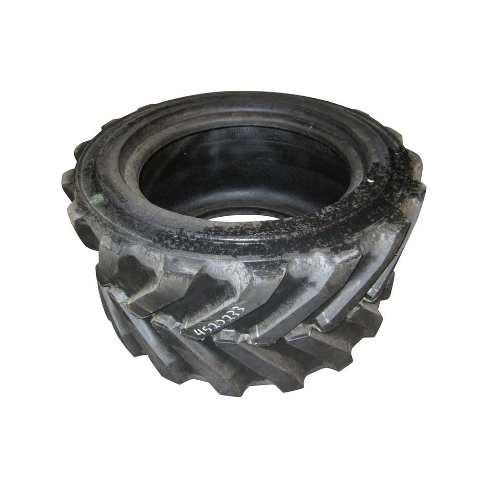 JLG Part # 4520233 - TIRE. 26X12