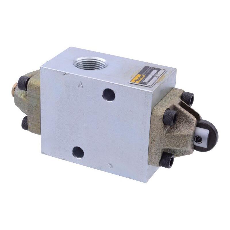 JLG Part # 4640696 - VALVE. 2-WAY N/C