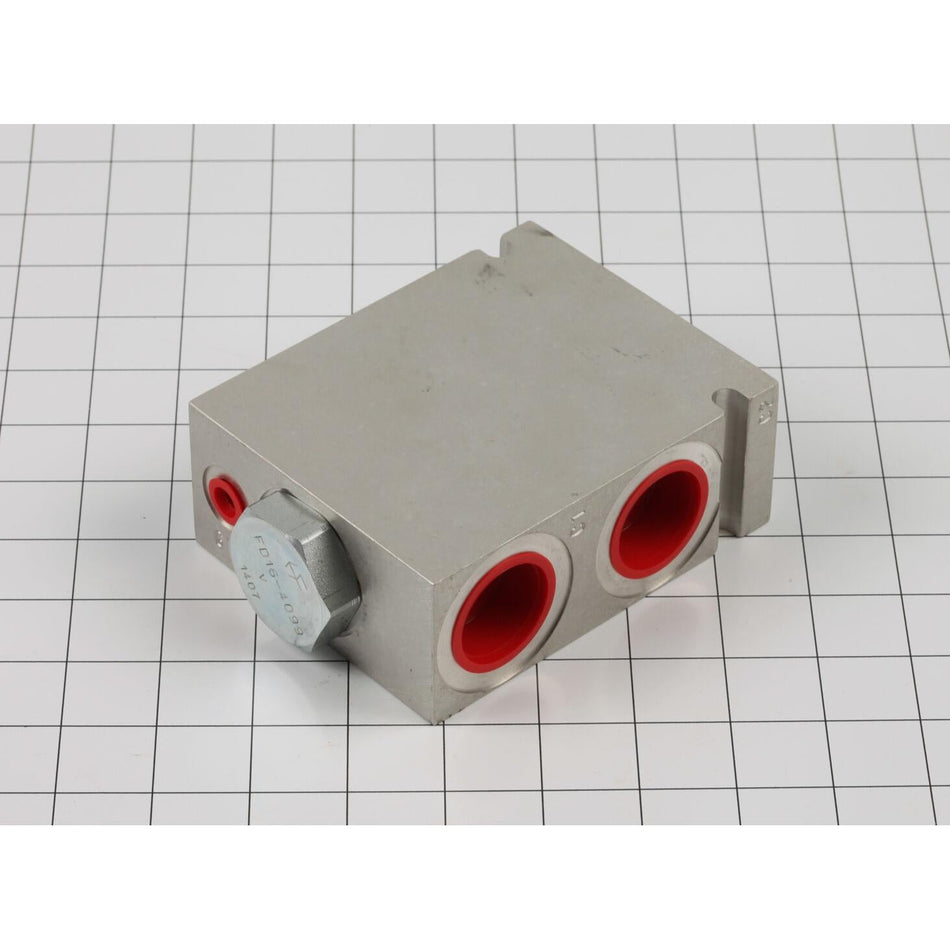JLG Part # 4640923 - VALVE. (FLOW DIV/COMB)