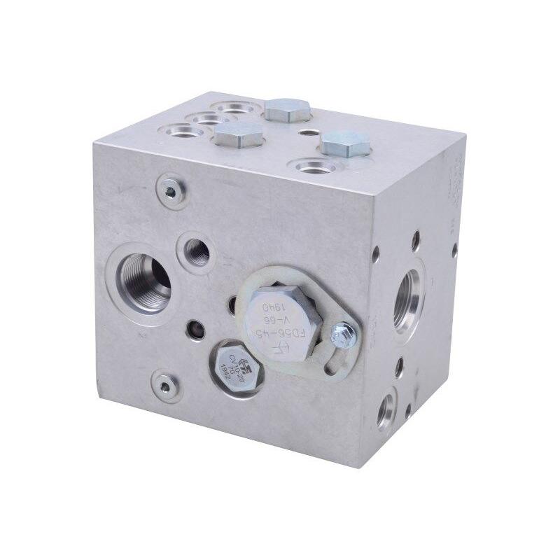 JLG Part # 4641303 - VALVE. FLOW DIVIDER
