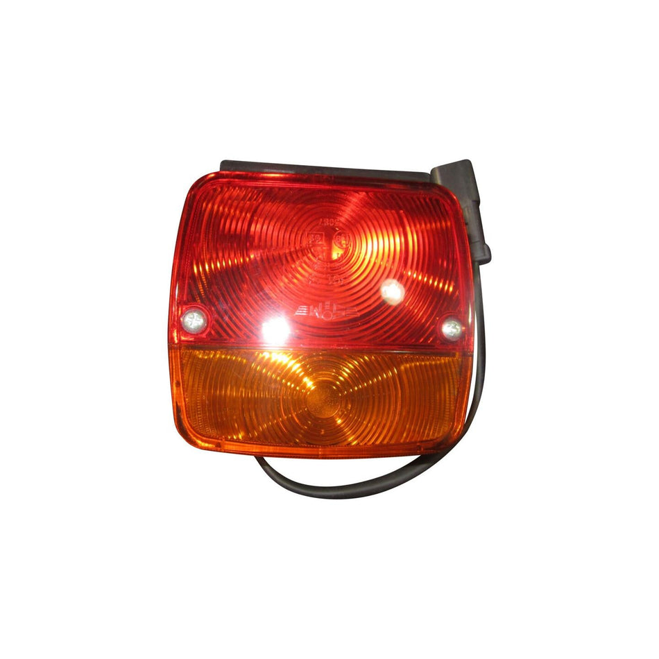 JLG Part # 7150690 - LIGHT. STOPTAIL DIRECTION