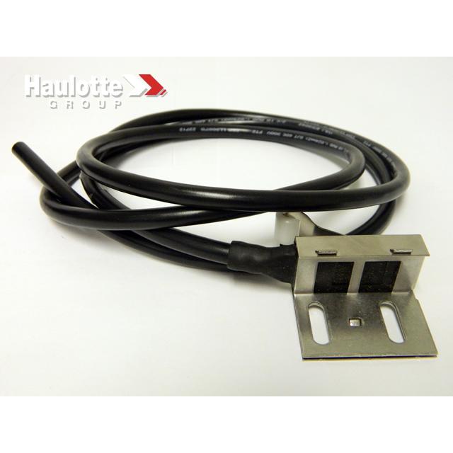 Haulotte Part # B01-02-0075 - Switch-axle-lever/roller Brkt